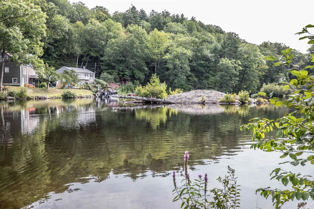 96 Lynchville Park Road Goffstown NH 03045