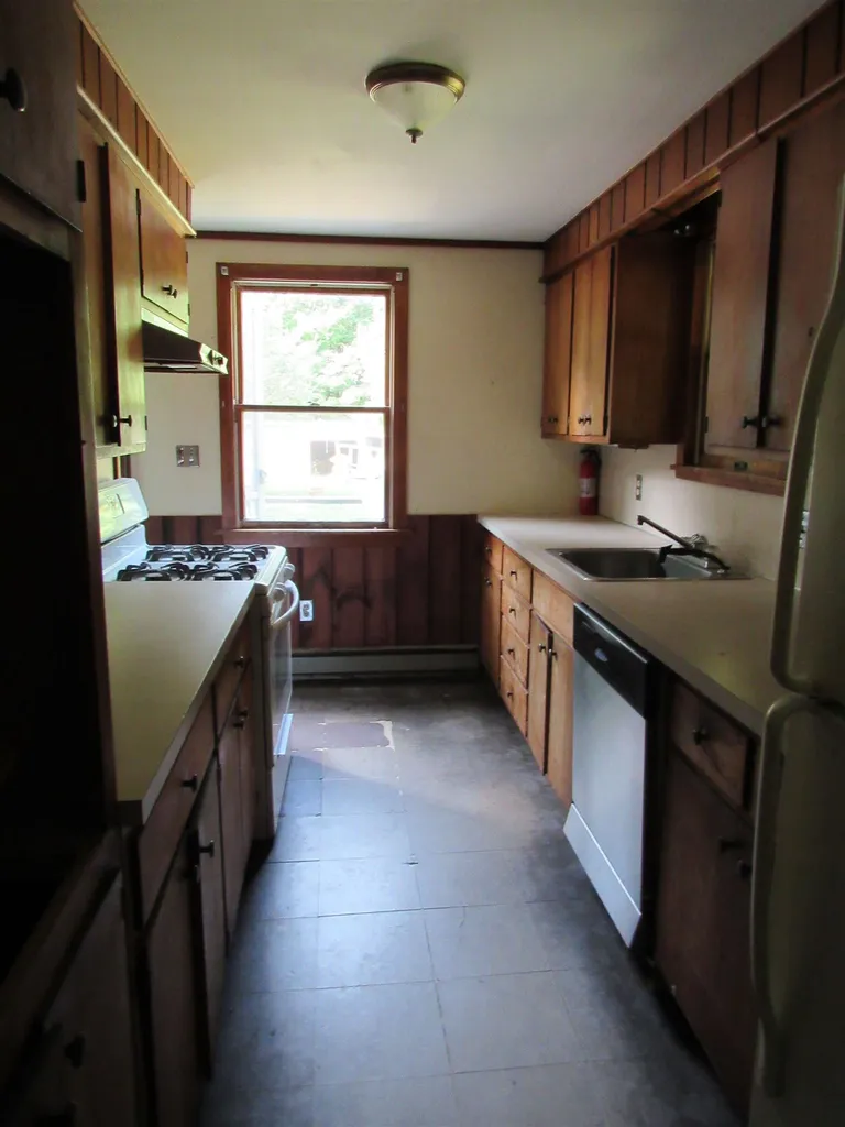 186 Lacross Road Springfield VT 05156