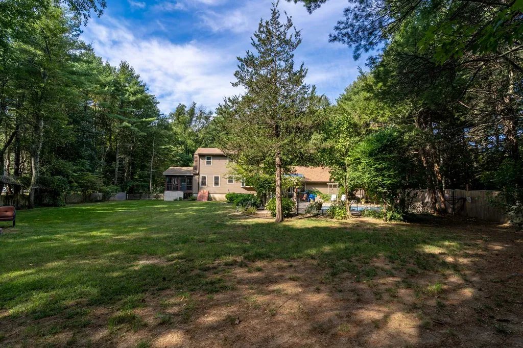 239 Post Road North Hampton NH 03862