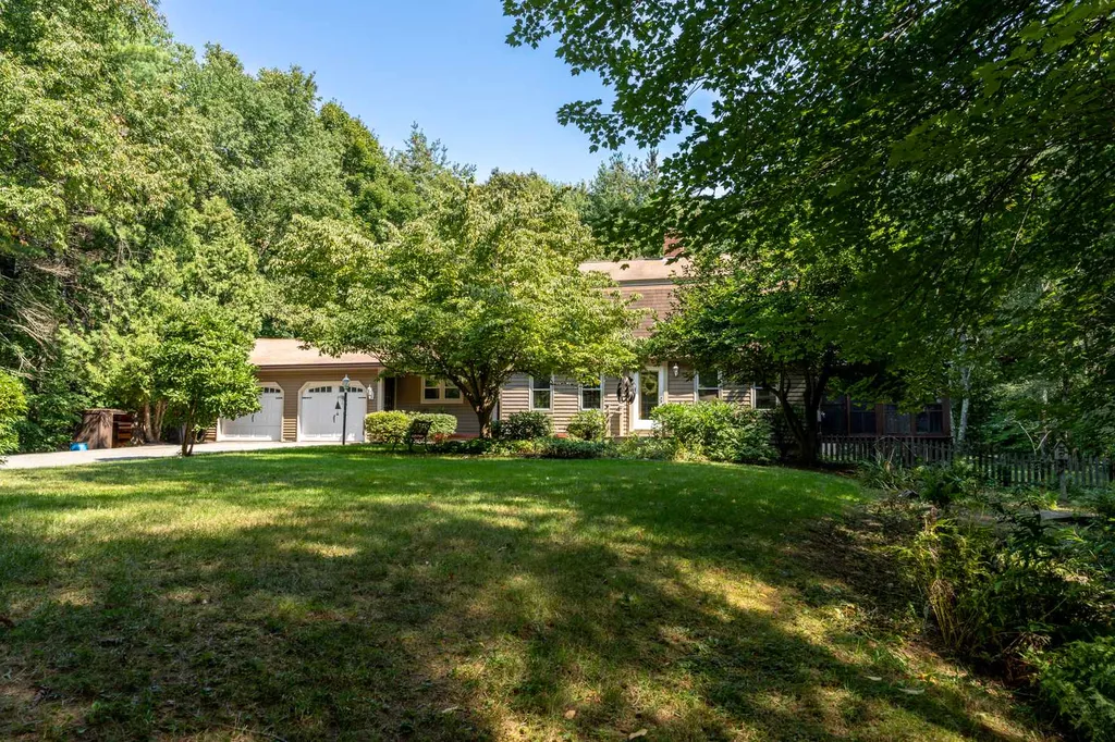 239 Post Road North Hampton NH 03862