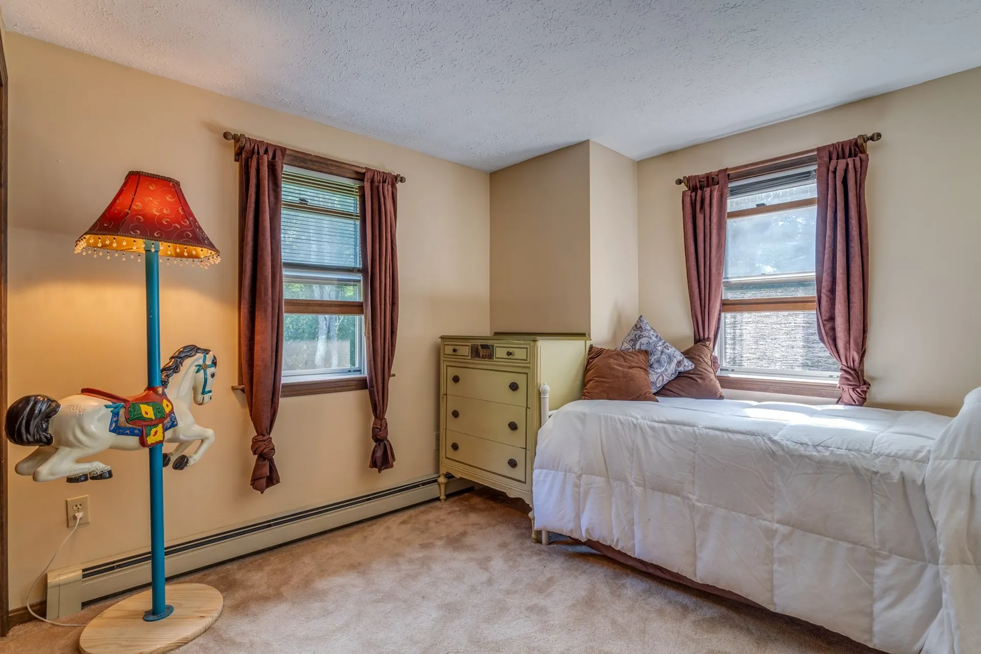 239 Post Road North Hampton NH 03862