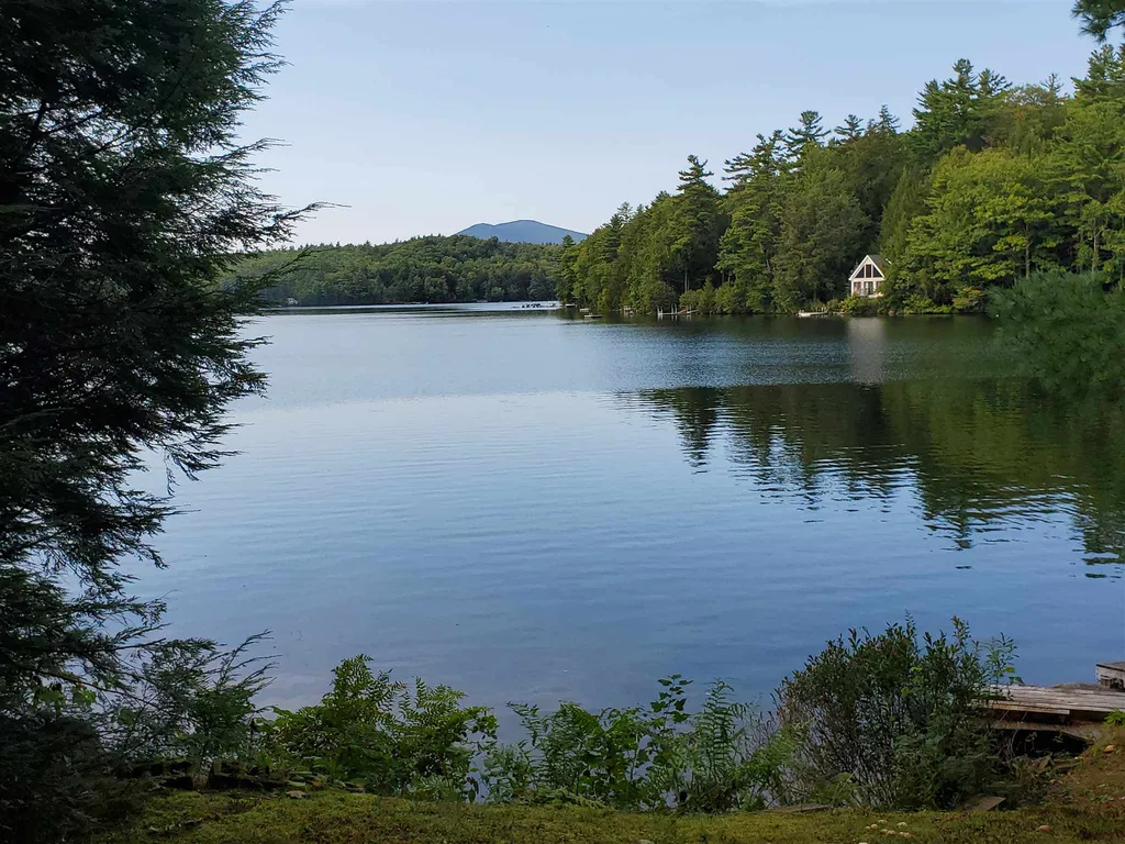 22 Hidden Valley Drive Tuftonboro NH 03816