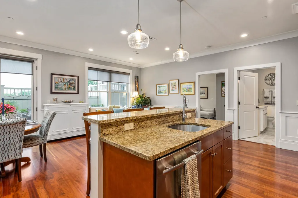 51 Islington Street Portsmouth NH 03801