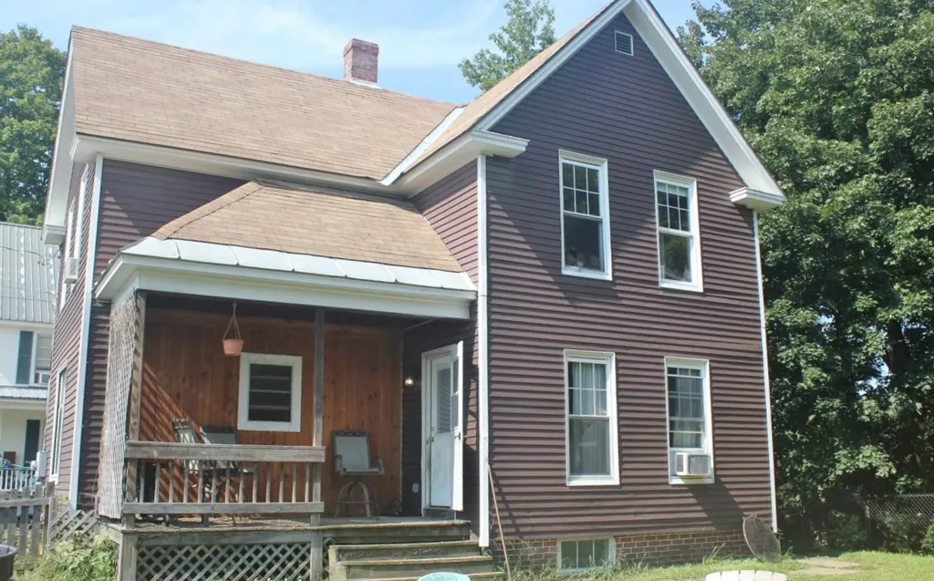 29 Pine Street Springfield VT 05156