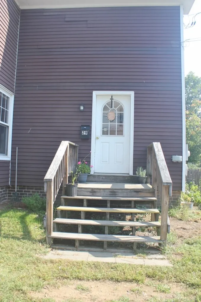 29 Pine Street Springfield VT 05156