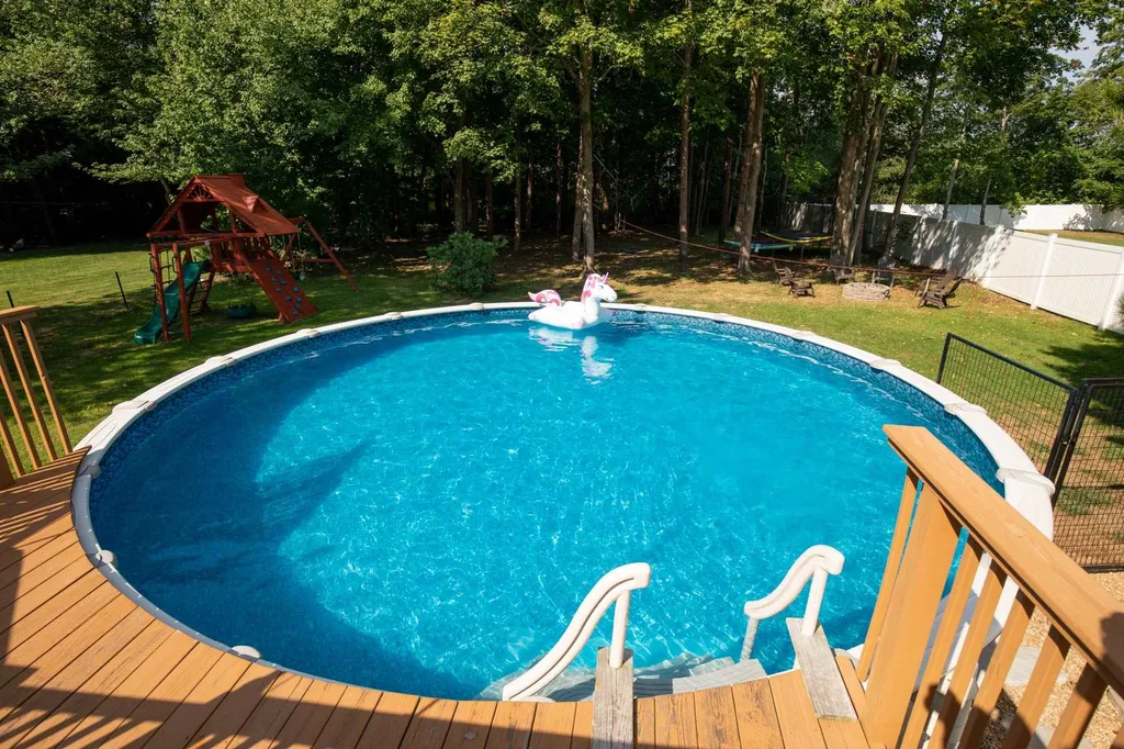 28 Towle Avenue Hampton NH 03842