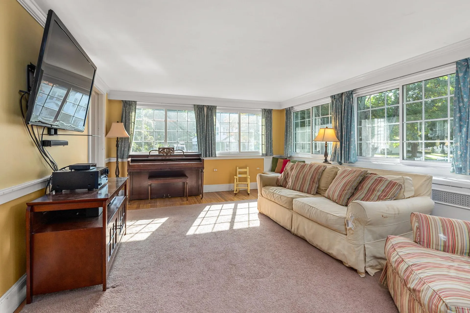 28 Towle Avenue Hampton NH 03842