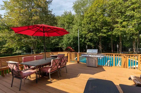 28 Towle Avenue Hampton NH 03842