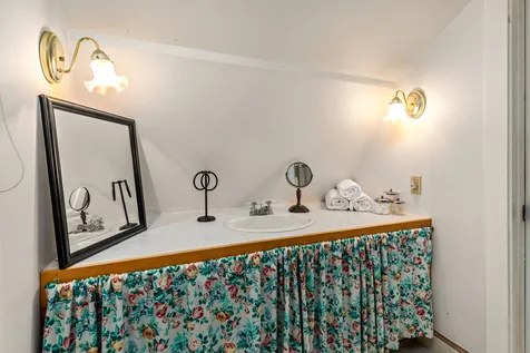 28 Towle Avenue Hampton NH 03842