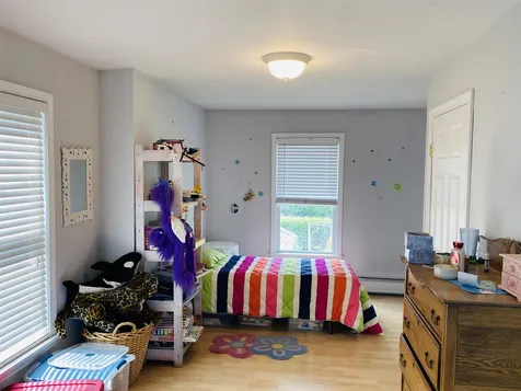 53 Moreland Avenue Brattleboro VT 05301