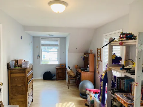 53 Moreland Avenue Brattleboro VT 05301
