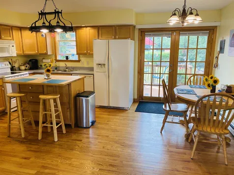 53 Moreland Avenue Brattleboro VT 05301