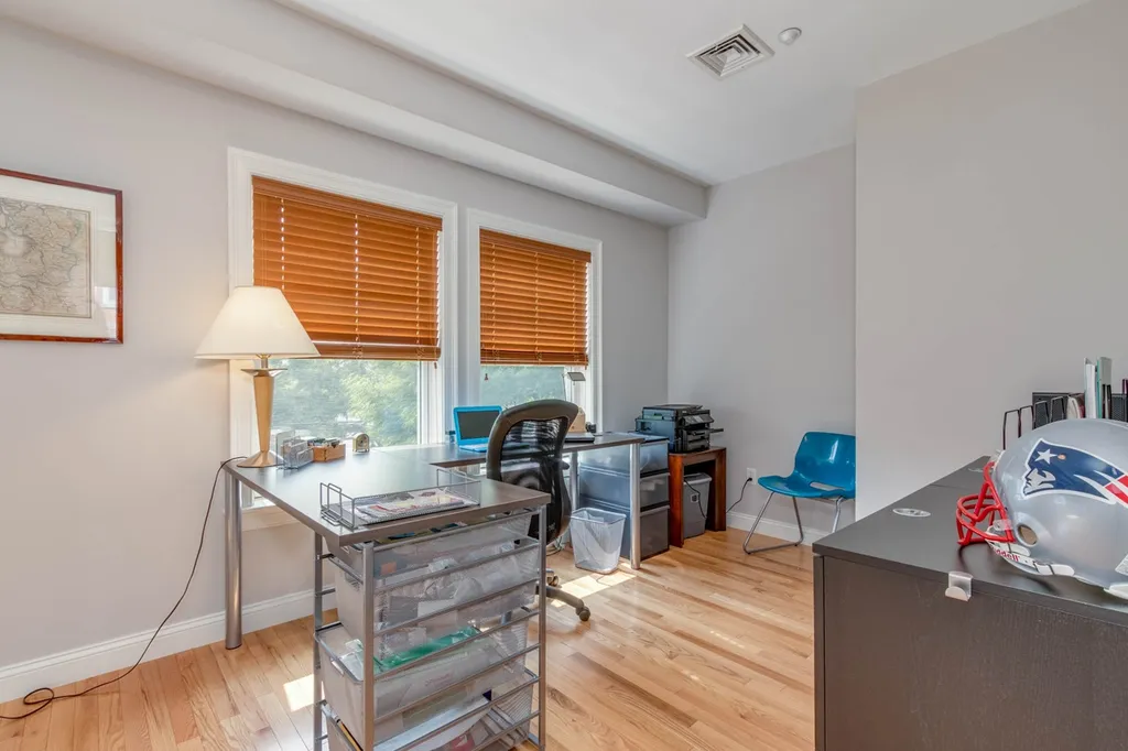 16 Porter Street Portsmouth NH 03801