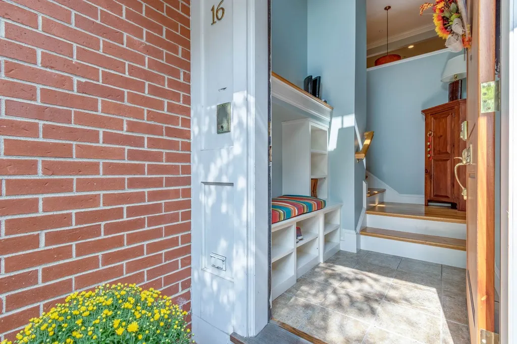16 Porter Street Portsmouth NH 03801