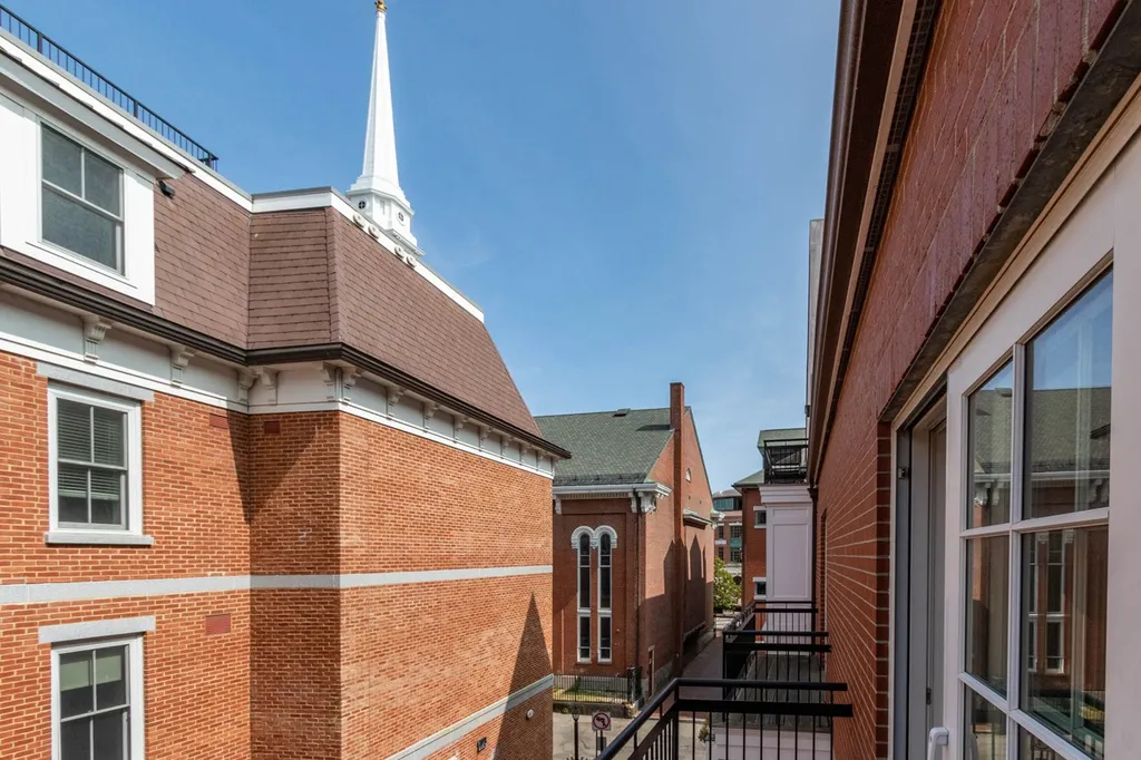 16 Porter Street Portsmouth NH 03801