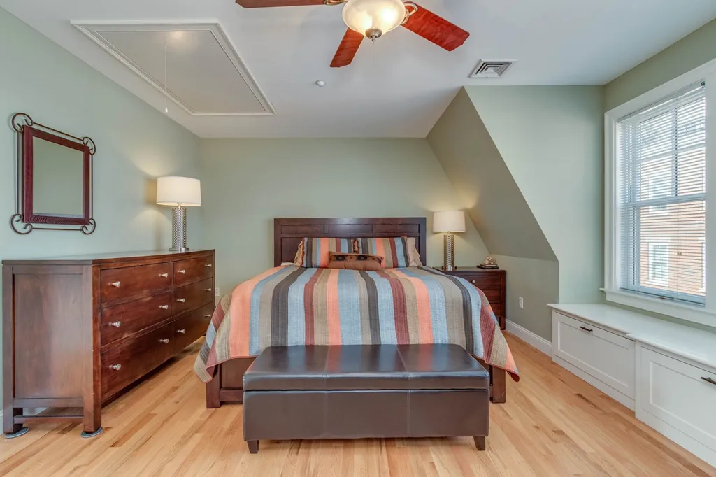16 Porter Street Portsmouth NH 03801