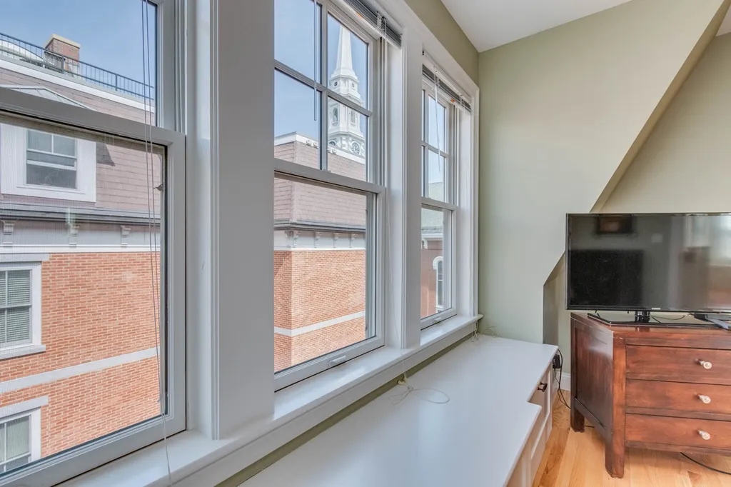 16 Porter Street Portsmouth NH 03801