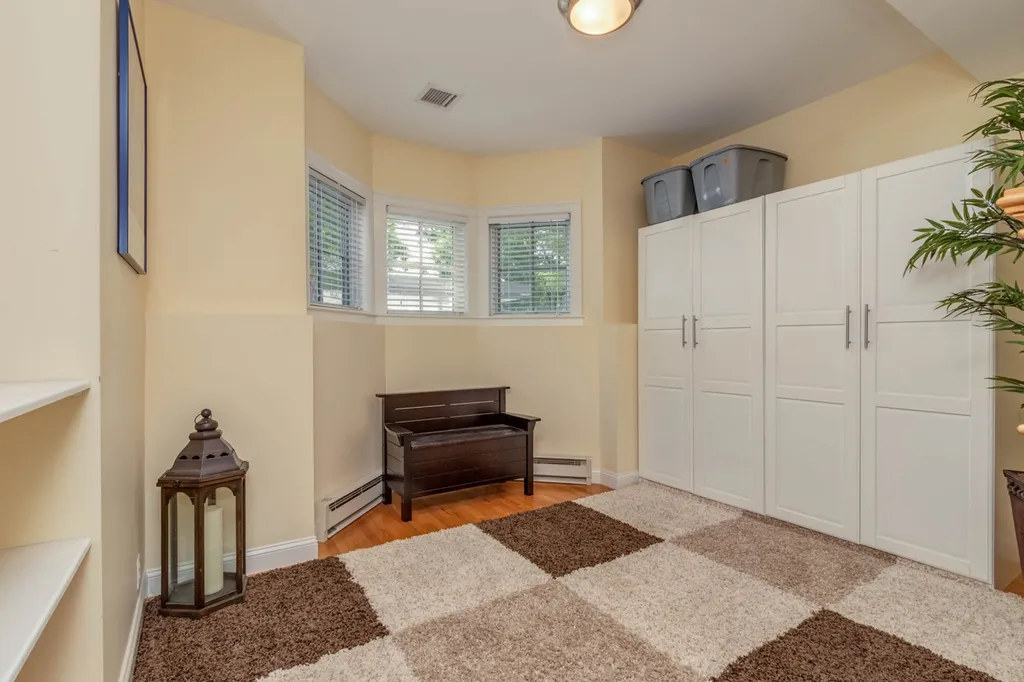 16 Porter Street Portsmouth NH 03801