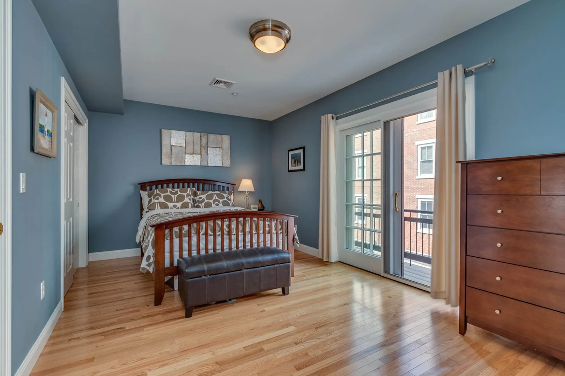 16 Porter Street Portsmouth NH 03801