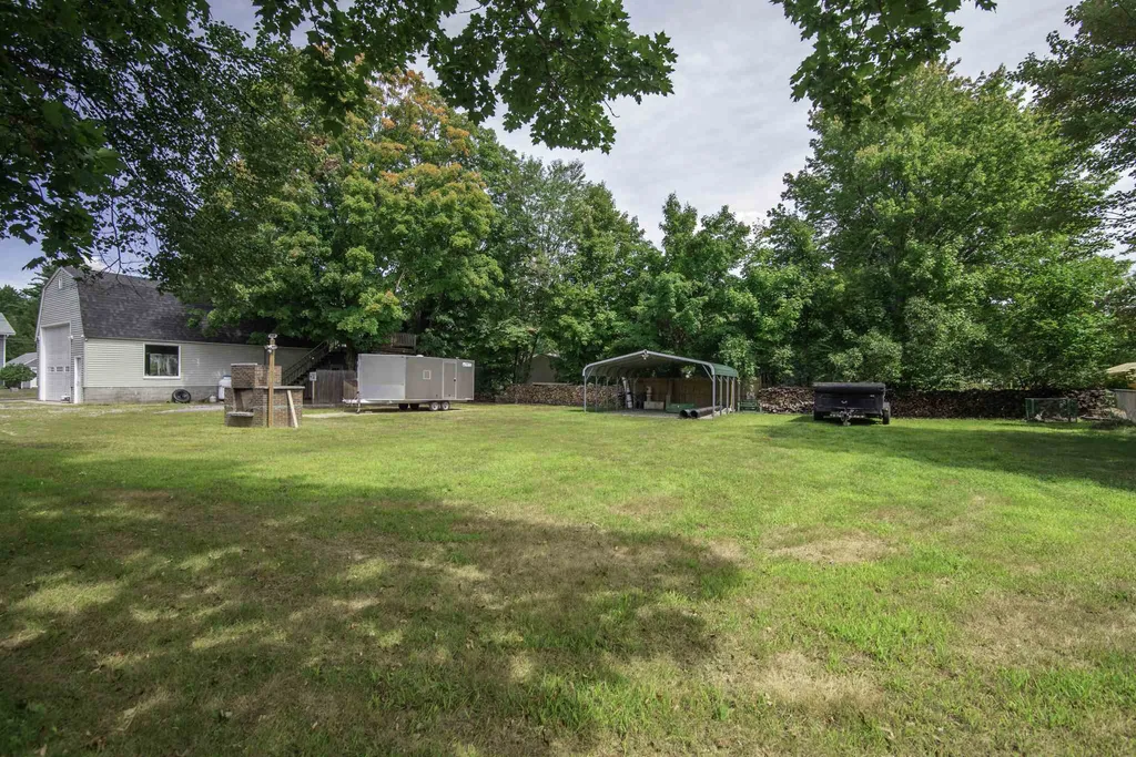 10 Gage Street Boscawen NH 03303