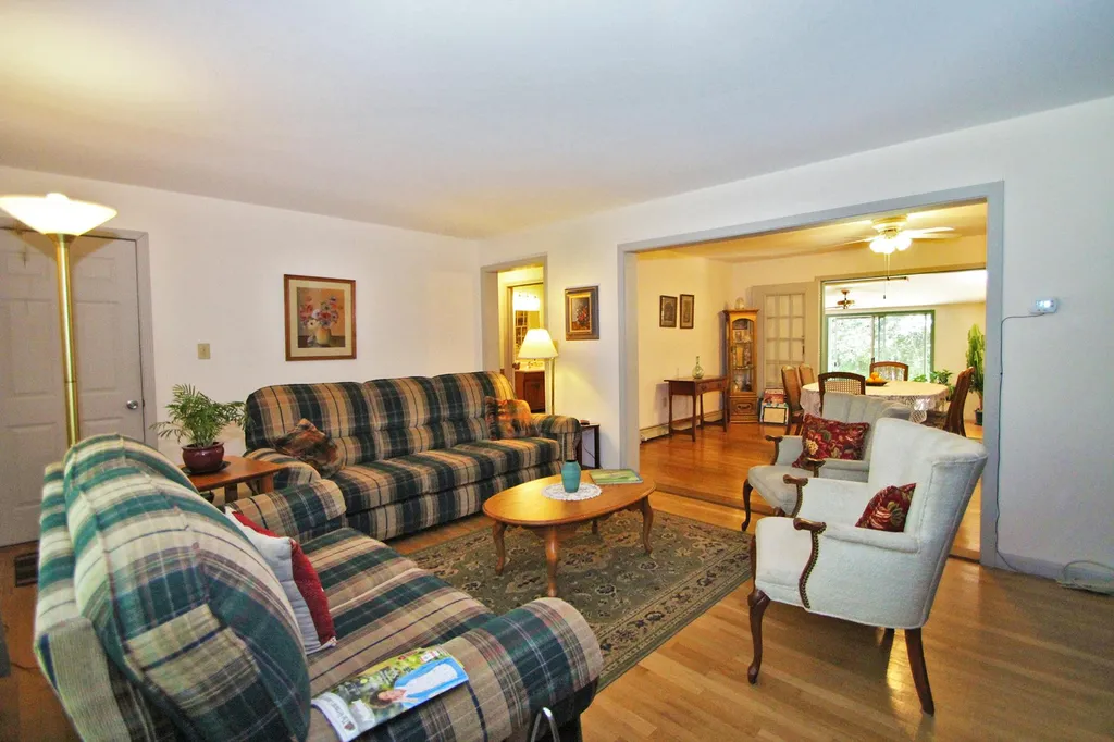 92 Packers Falls Road Durham NH 03824