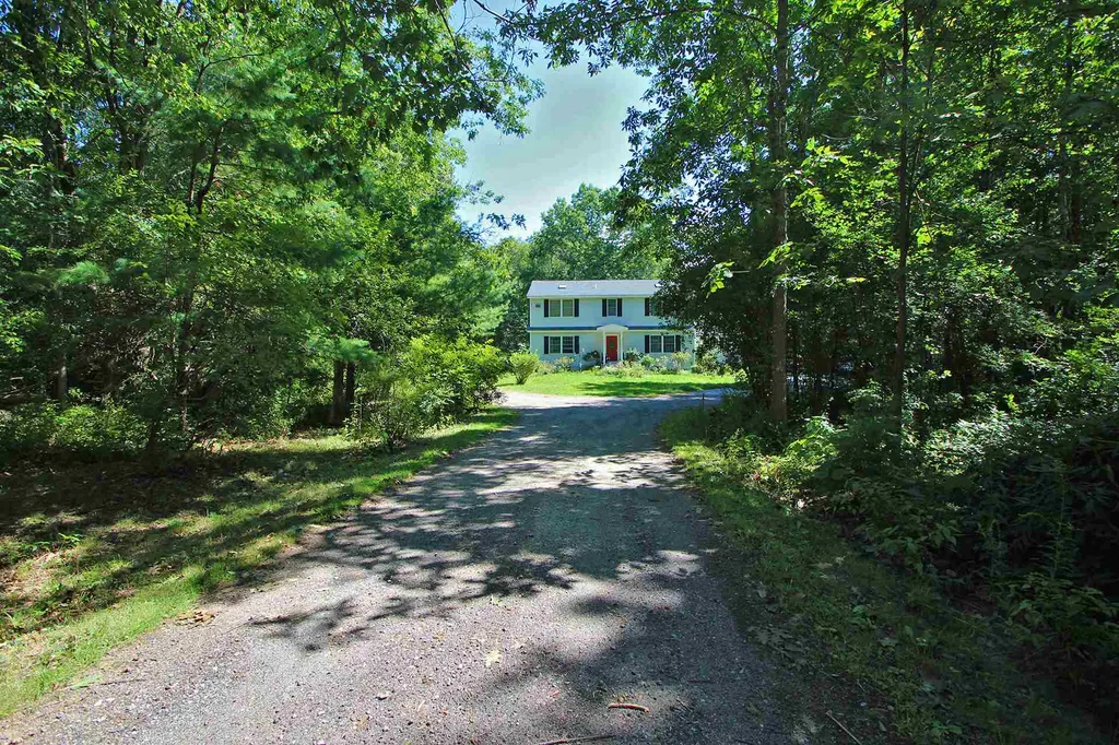92 Packers Falls Road Durham NH 03824