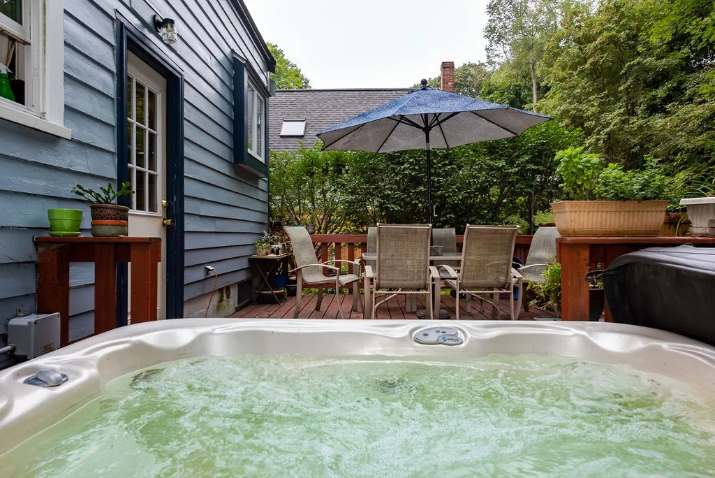 54 Swett Avenue Portsmouth NH 03903