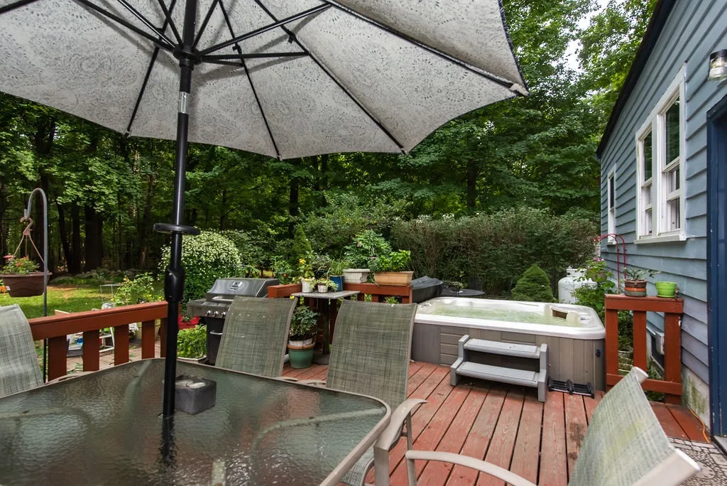 54 Swett Avenue Portsmouth NH 03903