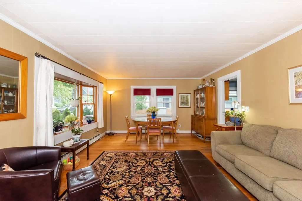 54 Swett Avenue Portsmouth NH 03903