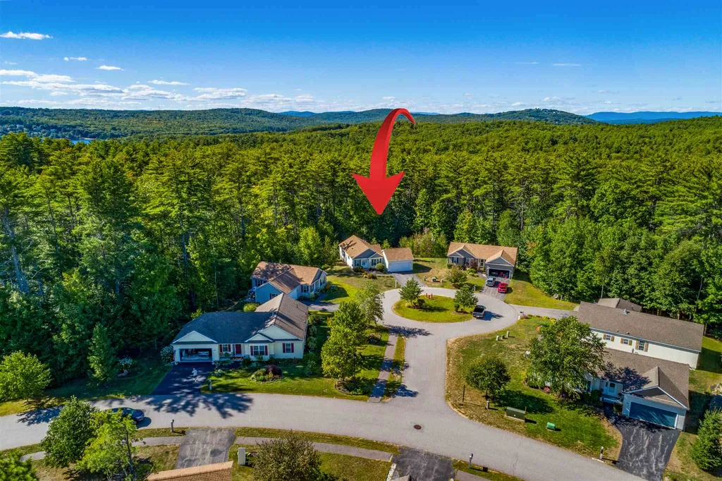 19 Coquina Lane Laconia NH 03246