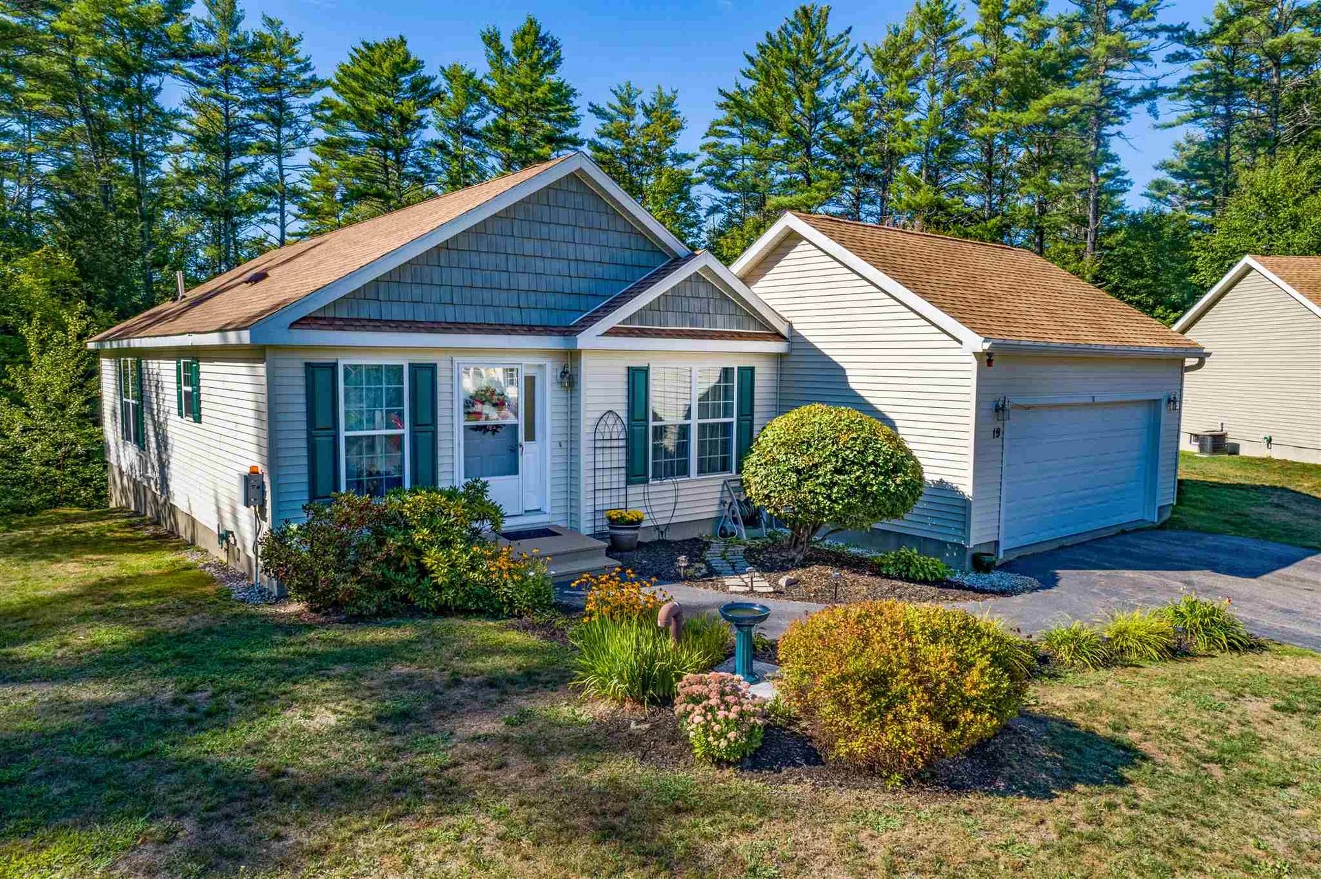 19 Coquina Lane Laconia NH 03246