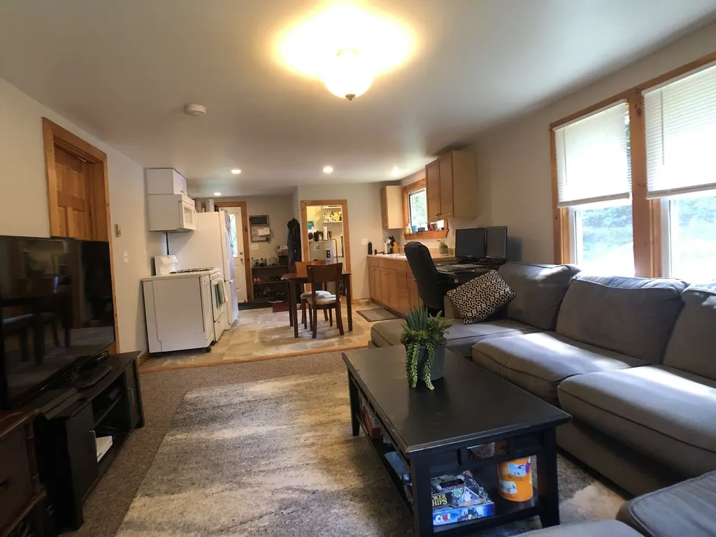 285 Hanover Center Road Hanover NH 03750