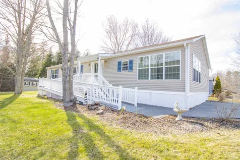 213 Mackerel Avenue Portsmouth NH 03801