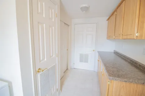 213 Mackerel Avenue Portsmouth NH 03801