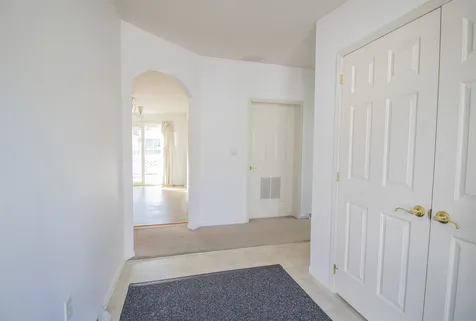 213 Mackerel Avenue Portsmouth NH 03801