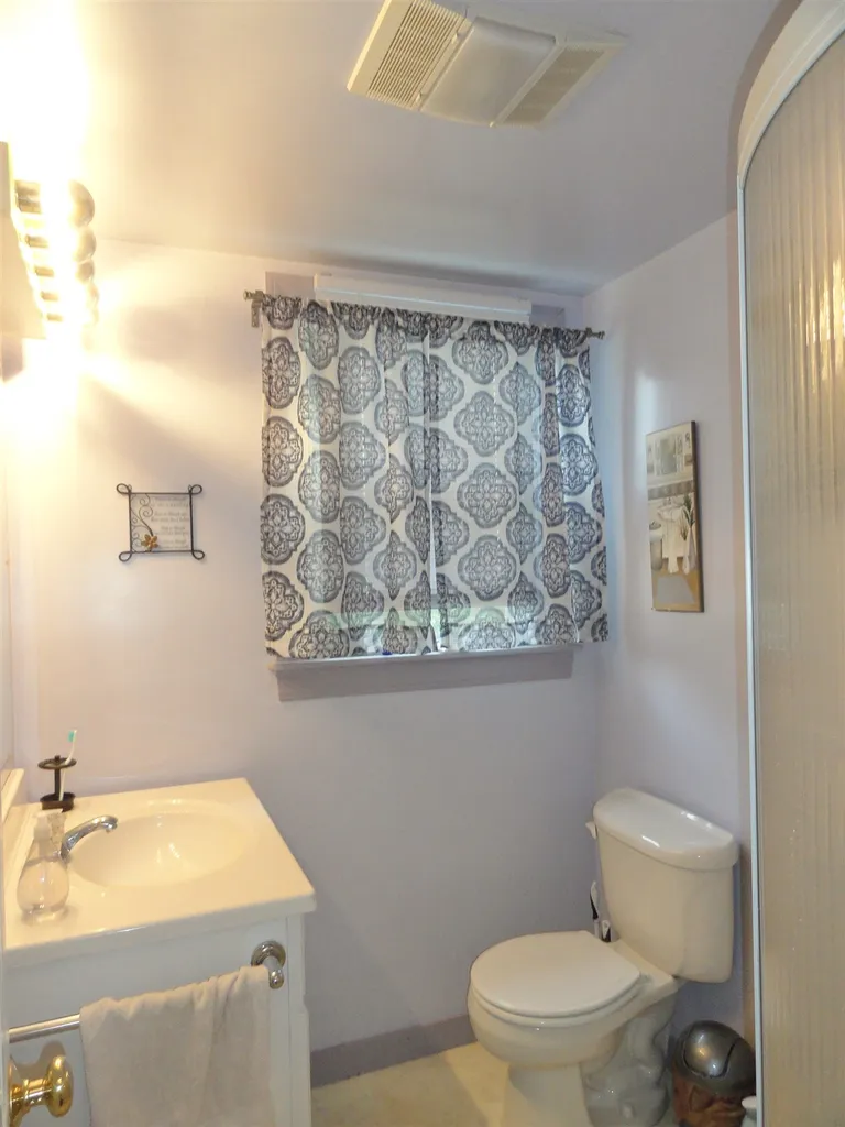 12 Hope Avenue Concord NH 03301