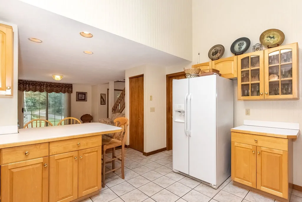 237 Pleasant Street Epping NH 03042