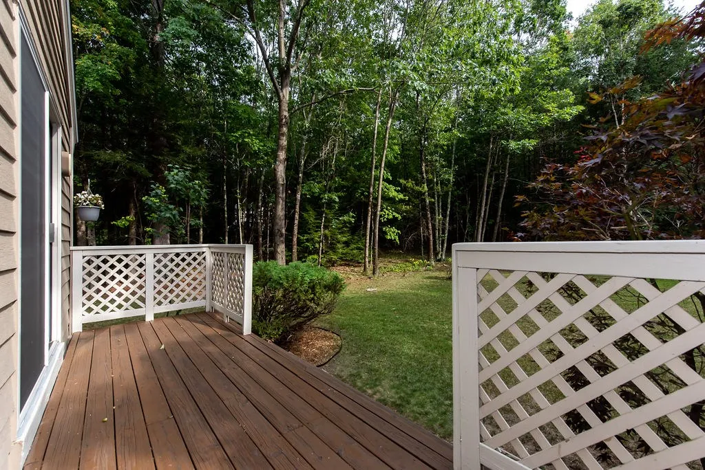 237 Pleasant Street Epping NH 03042