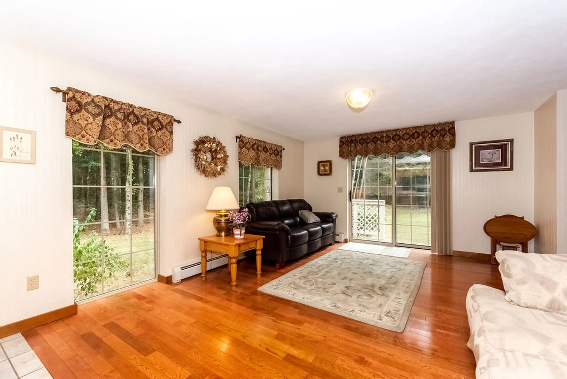 237 Pleasant Street Epping NH 03042