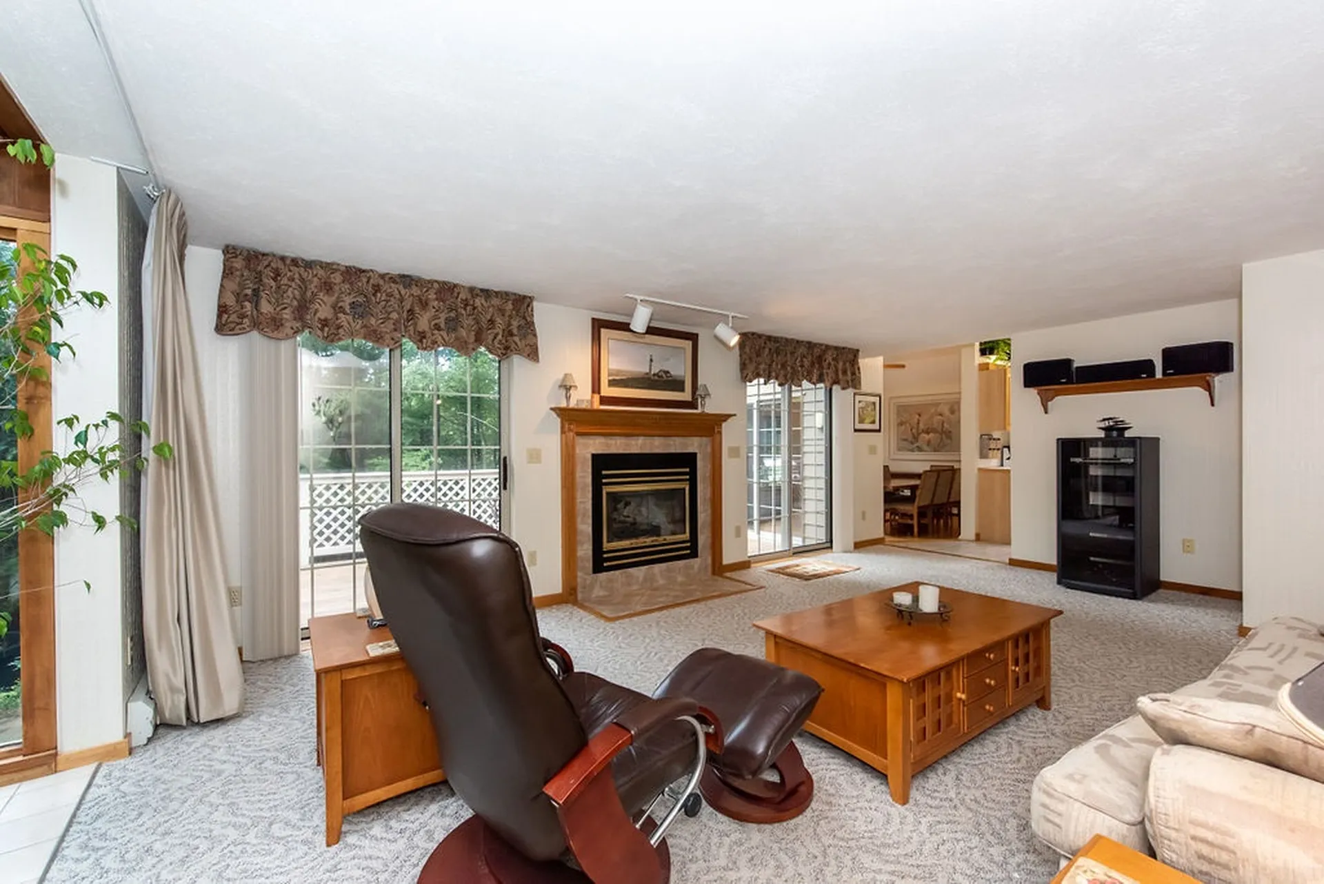 237 Pleasant Street Epping NH 03042