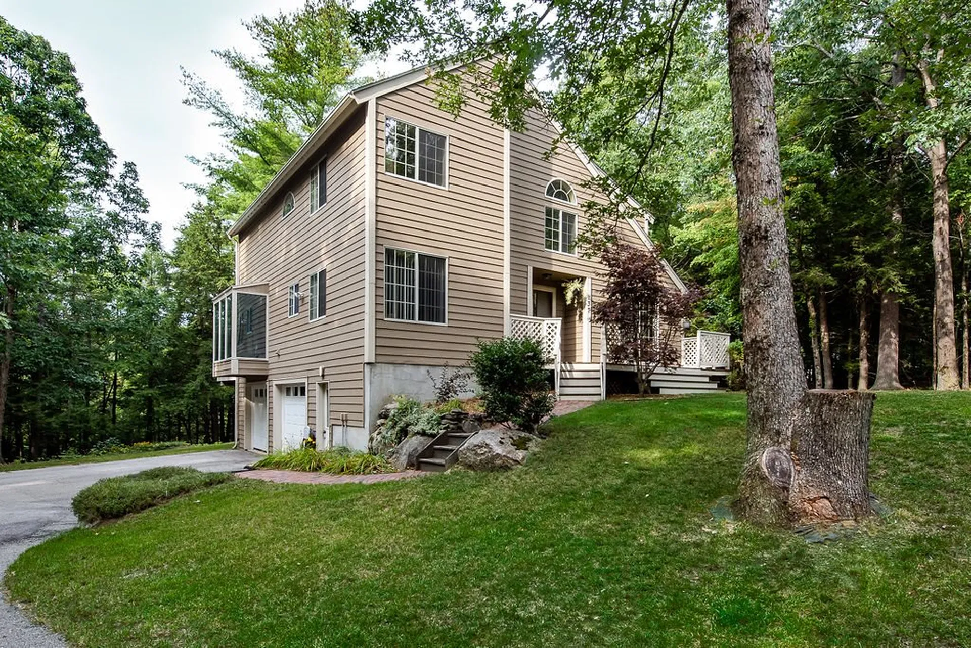 237 Pleasant Street Epping NH 03042