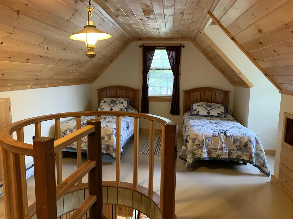 59 Cow Island Tuftonboro NH 03816