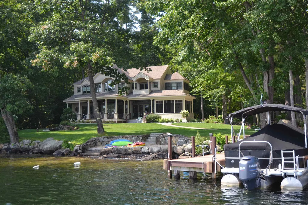 100 Bartlett Landing Road Moultonborough NH 03254