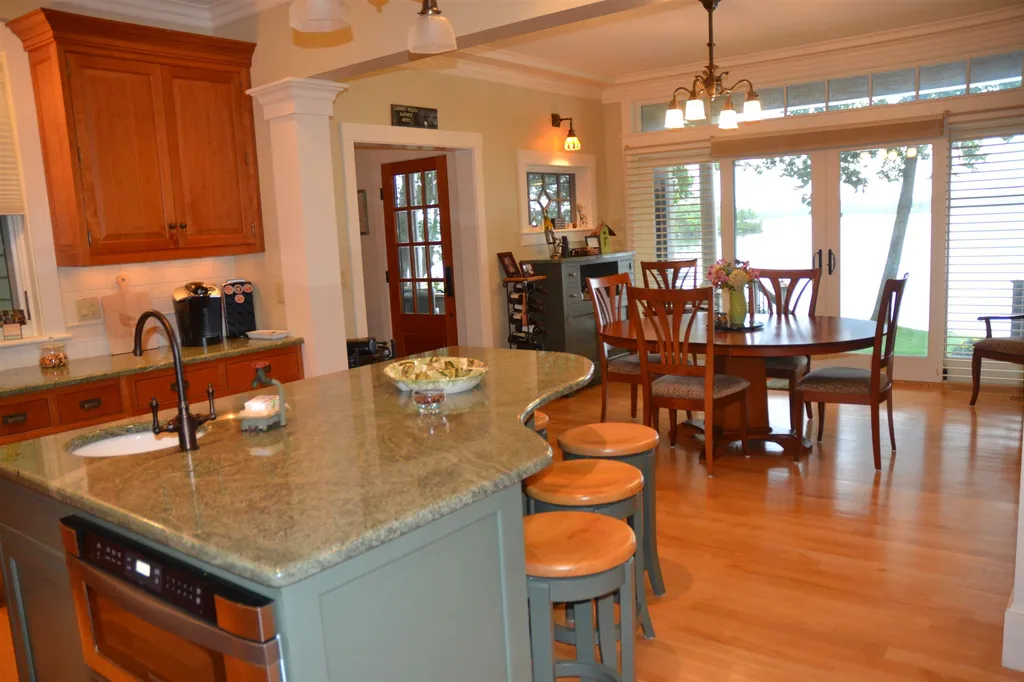 100 Bartlett Landing Road Moultonborough NH 03254