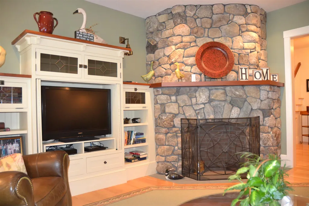 100 Bartlett Landing Road Moultonborough NH 03254
