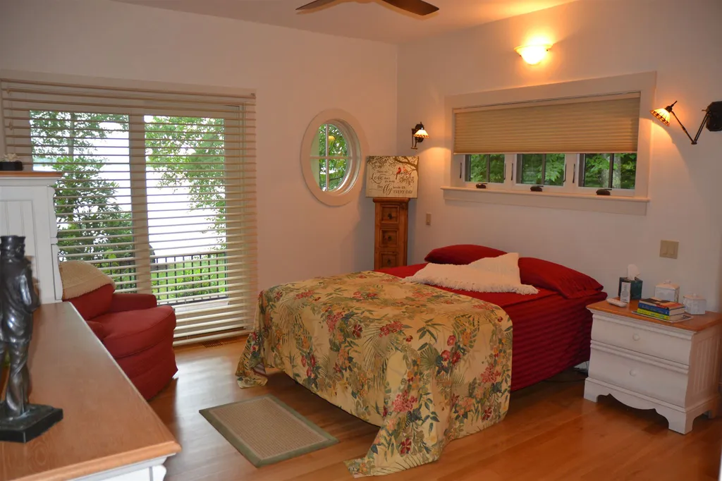 100 Bartlett Landing Road Moultonborough NH 03254