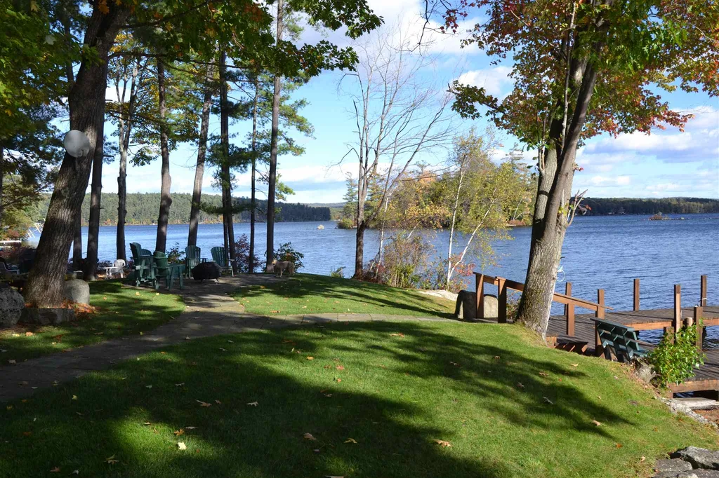 100 Bartlett Landing Road Moultonborough NH 03254