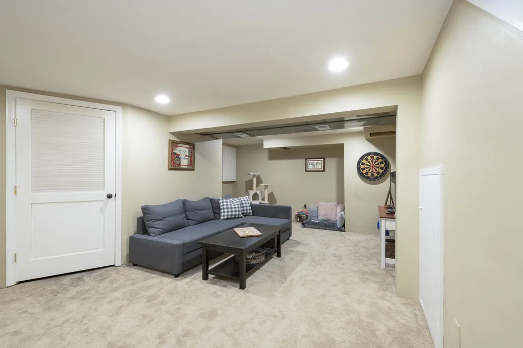 28 Peninsula Drive Epping NH 03042