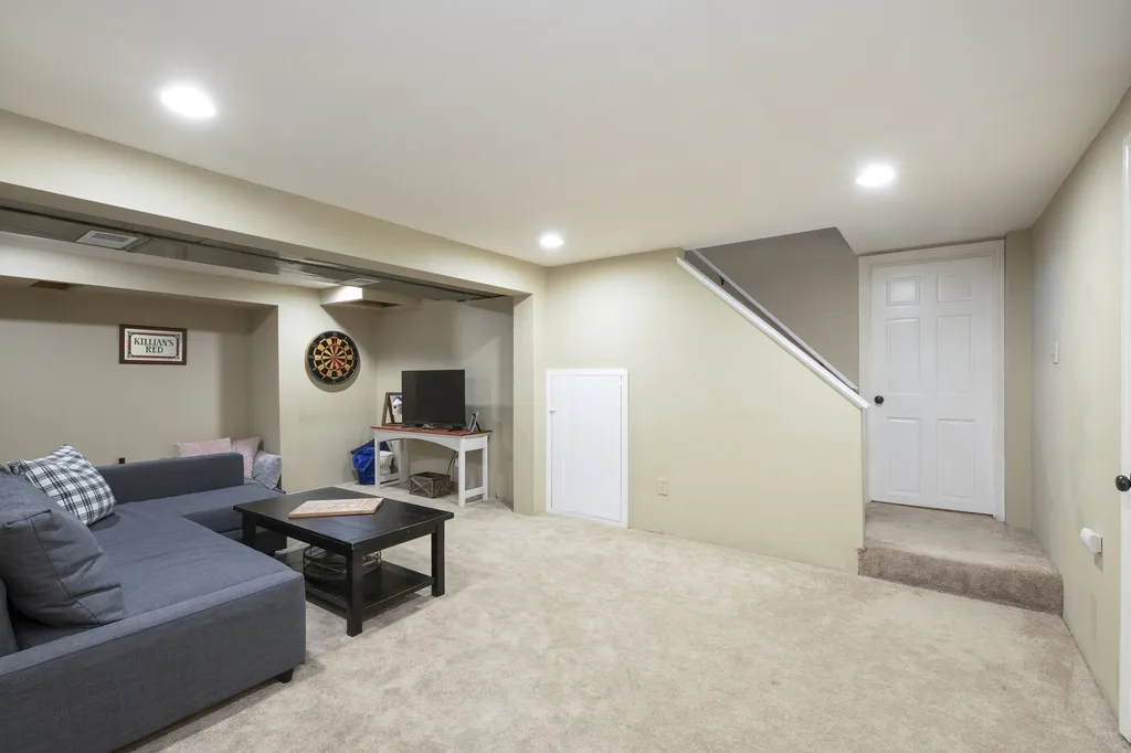 28 Peninsula Drive Epping NH 03042