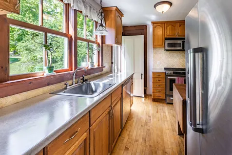 37 Loveland Road Norwich VT 05055